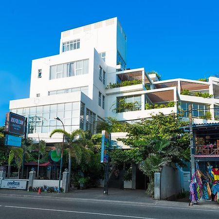 Refresh Hotel Hikkaduwa Dış mekan fotoğraf