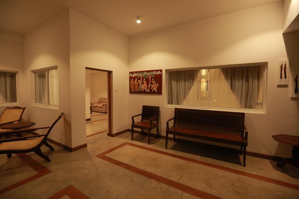 Refresh Hotel Hikkaduwa Dış mekan fotoğraf