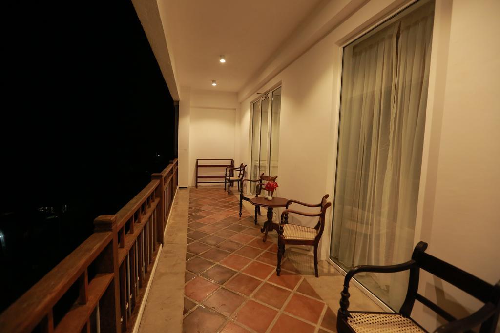 Refresh Hotel Hikkaduwa Dış mekan fotoğraf
