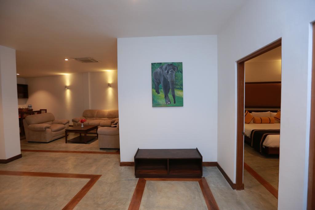 Refresh Hotel Hikkaduwa Oda fotoğraf