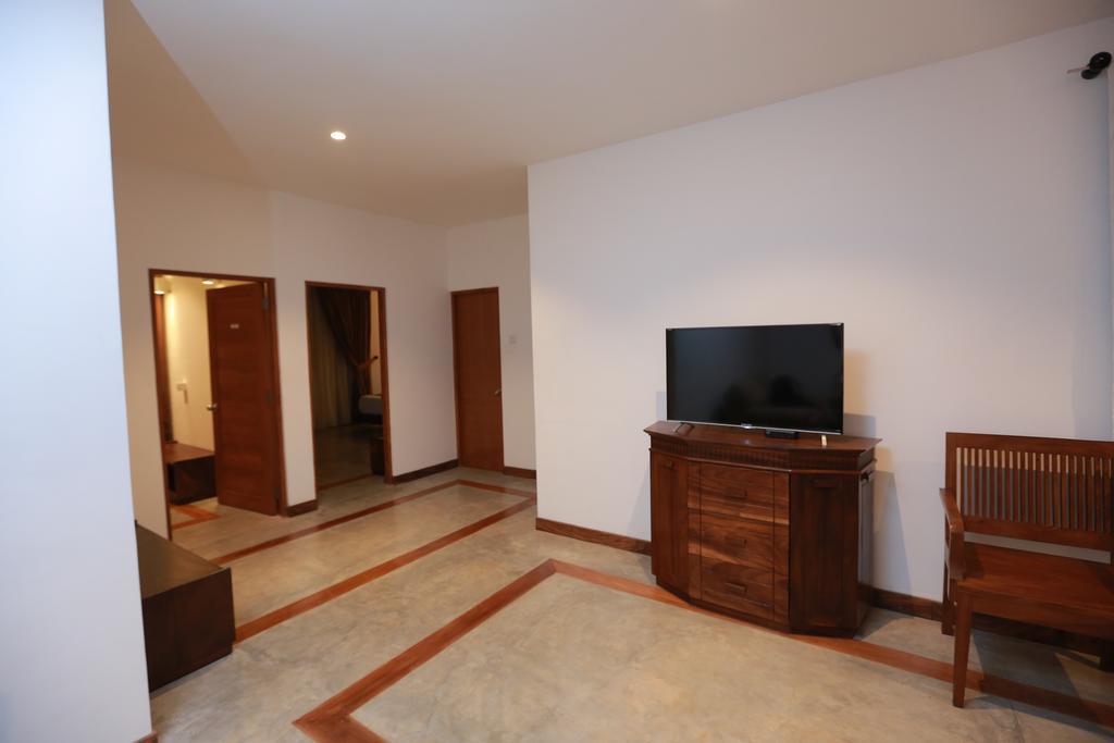 Refresh Hotel Hikkaduwa Dış mekan fotoğraf