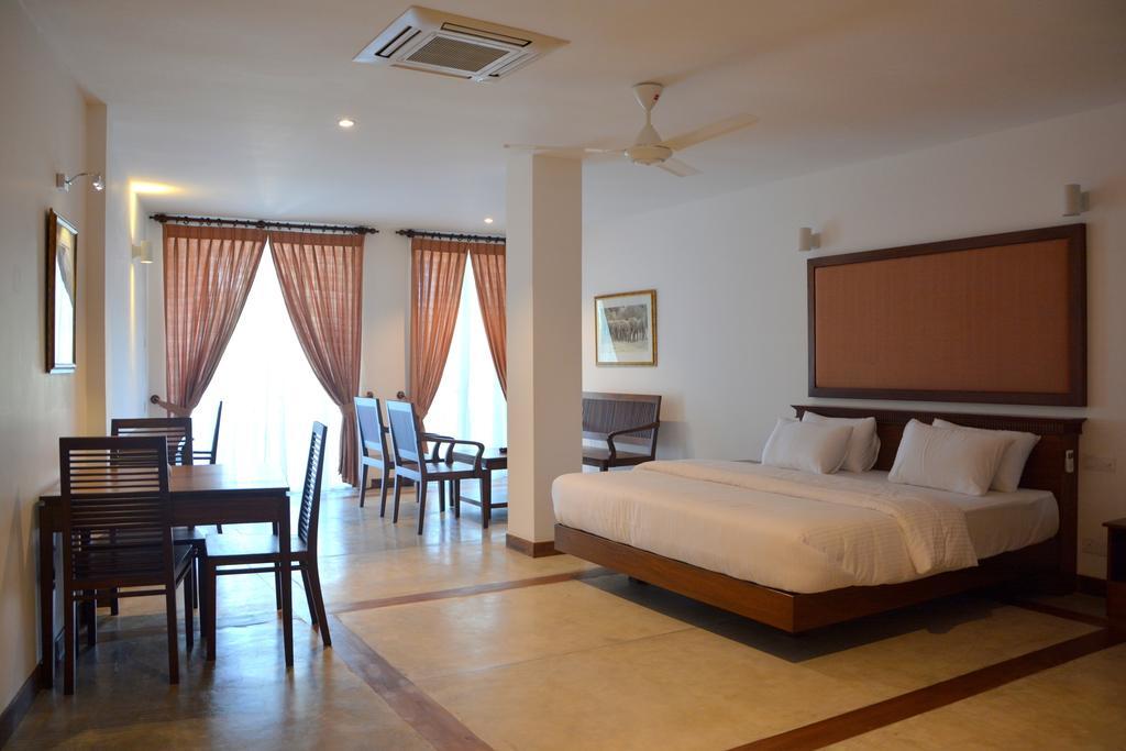 Refresh Hotel Hikkaduwa Oda fotoğraf