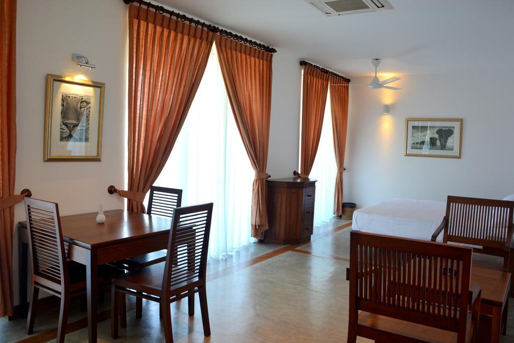 Refresh Hotel Hikkaduwa Oda fotoğraf