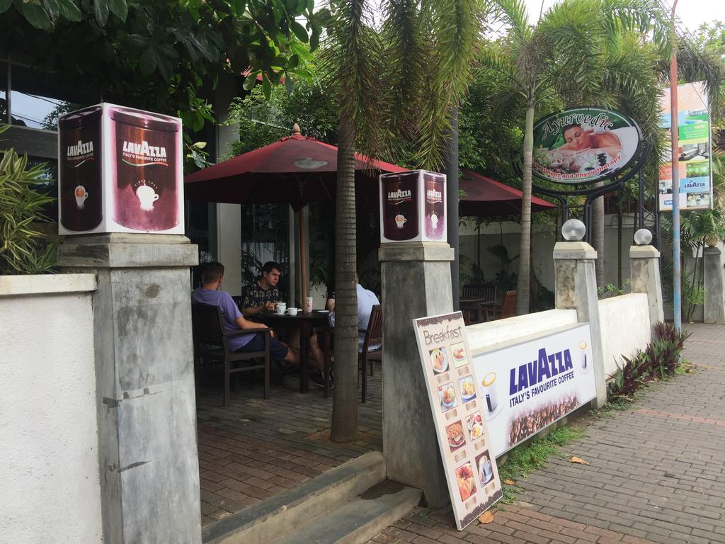 Refresh Hotel Hikkaduwa Dış mekan fotoğraf
