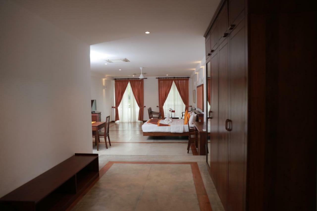 Refresh Hotel Hikkaduwa Dış mekan fotoğraf